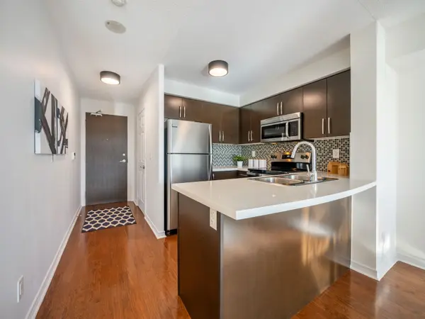 3 Michael Power PL #1605, Toronto W08, ON M9A 0A2