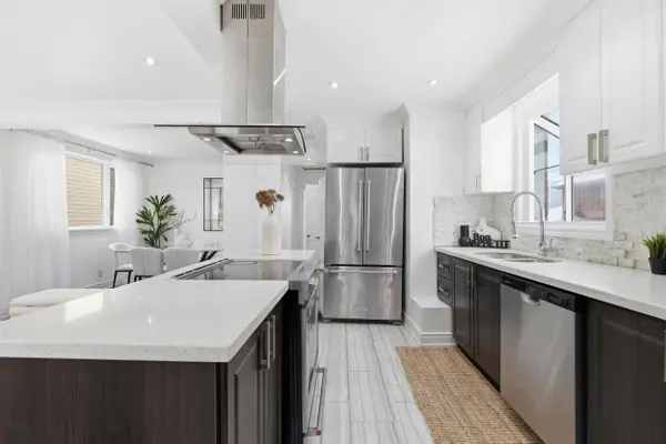 Brampton, ON L6W 1T8,26 Guest ST