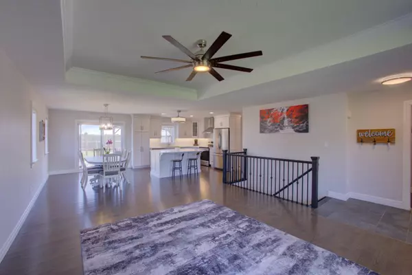 Minto, ON N0G 1Z0,37 Lorne ST