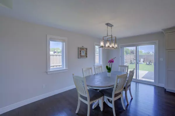 Minto, ON N0G 1Z0,37 Lorne ST