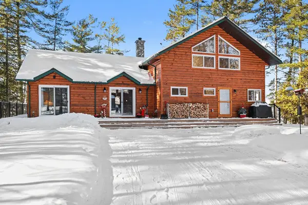 Bonnechere Valley, ON K0J 1X0,631 Golden Lyn WAY