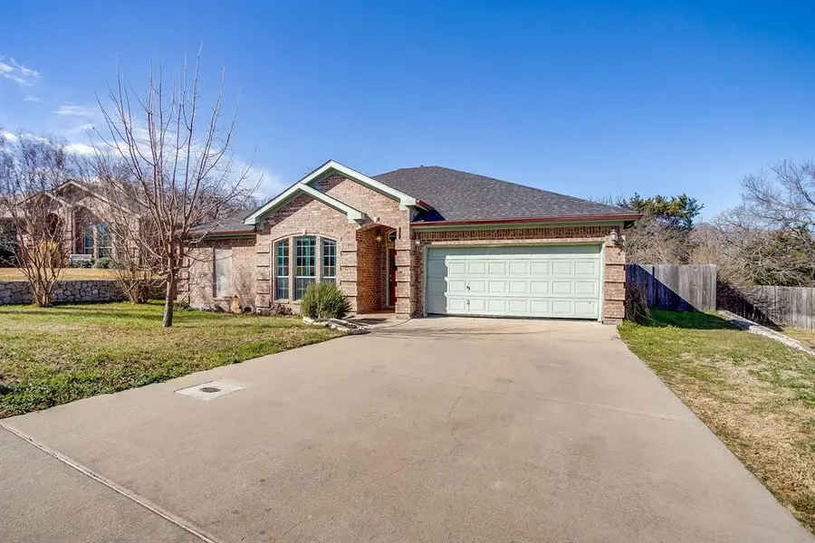 2226 Creek Side Drive, Weatherford, TX 76087