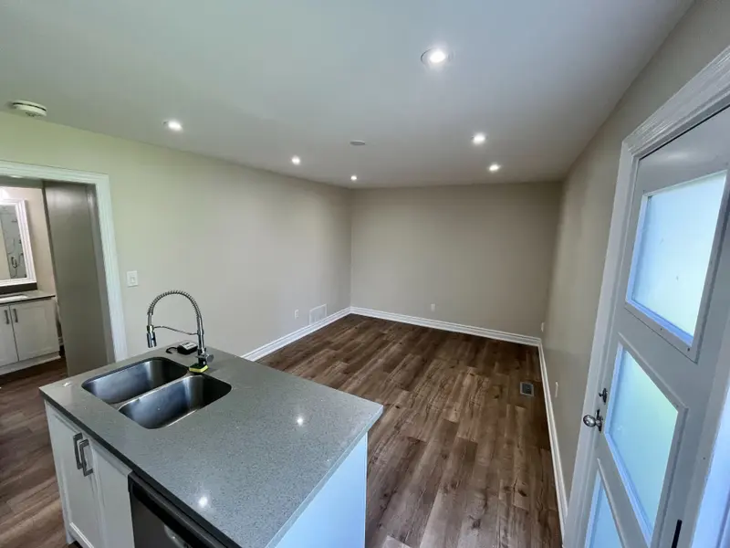 36 Spry AVE, Clarington, ON L1C 3T5