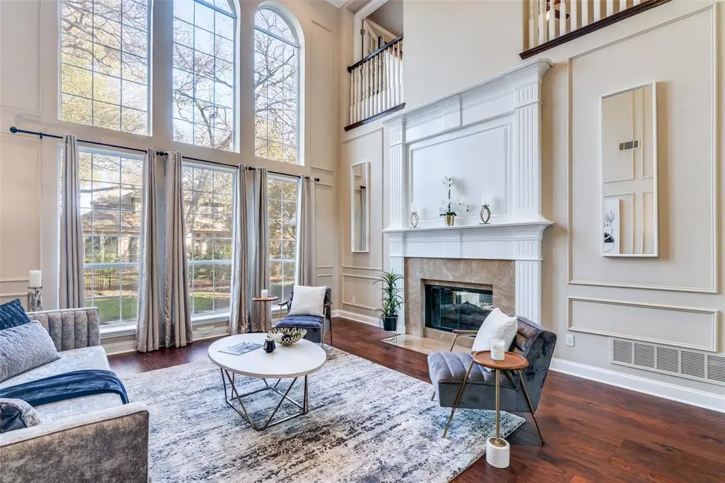 1113 Creekwood Drive, Garland, TX 75044