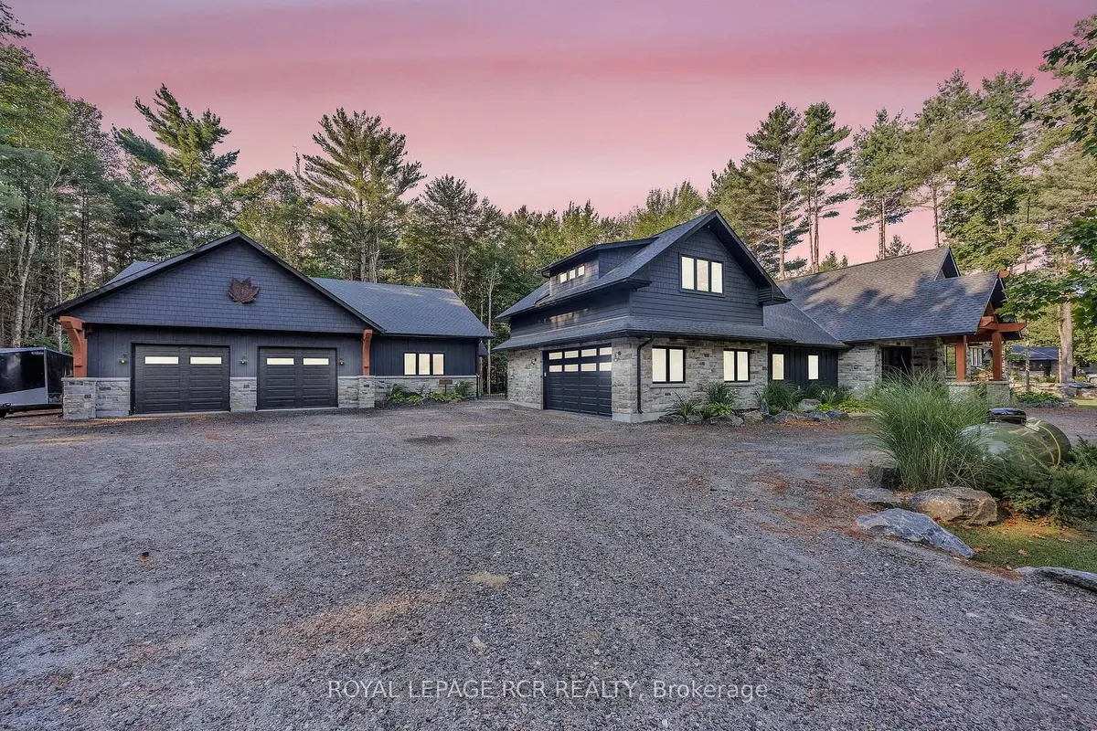 1031 Xavier ST, Gravenhurst, ON P0E 1G0