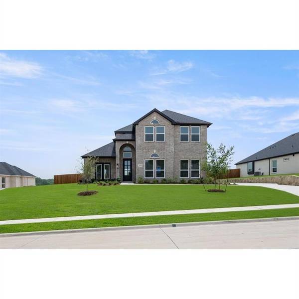 1128 Willow Lake Drive, Desoto, TX 75115