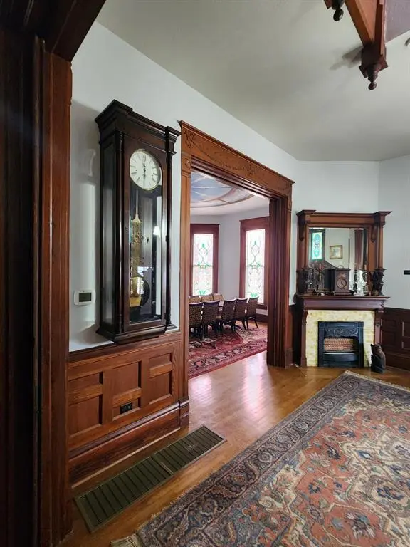 1105 Palo Pinto Street, Weatherford, TX 76086