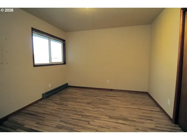 1630 1632 NE 81ST AVE, Portland, OR 97213