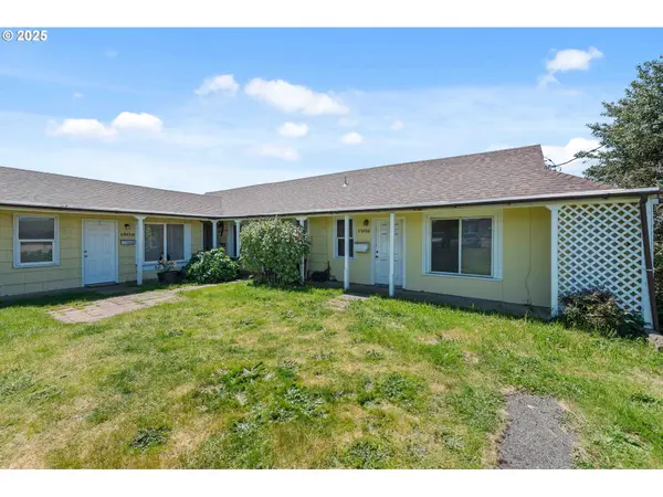 1902 MONROE ST, North Bend, OR 97459