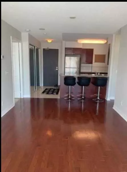 Toronto C01, ON M5J 3A2,51 Lower Simcoe ST S #1210