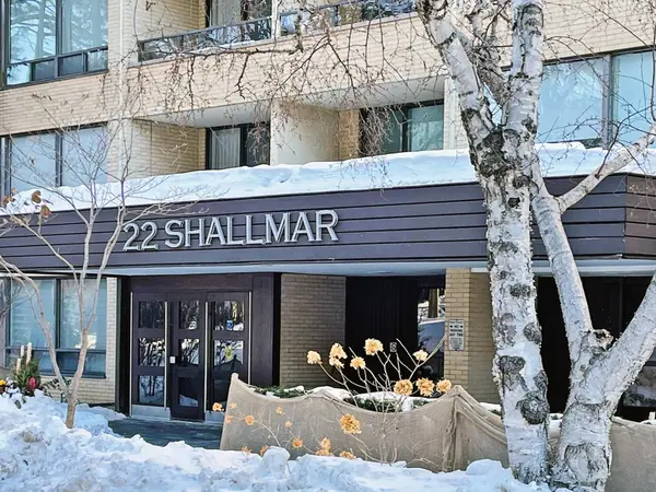 22 Shallmar BLVD #401, Toronto C04, ON M5N 2Z8