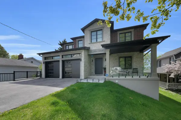 East Gwillimbury, ON L0G 1M0,42 Alice ST