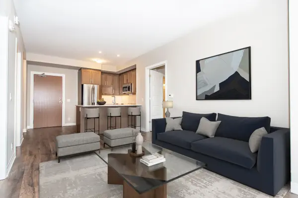 1105 Leger WAY #412, Milton, ON L9E 1K7