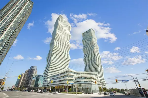 3900 Confederation Pkwy #4301, Mississauga, ON L5B 0M3