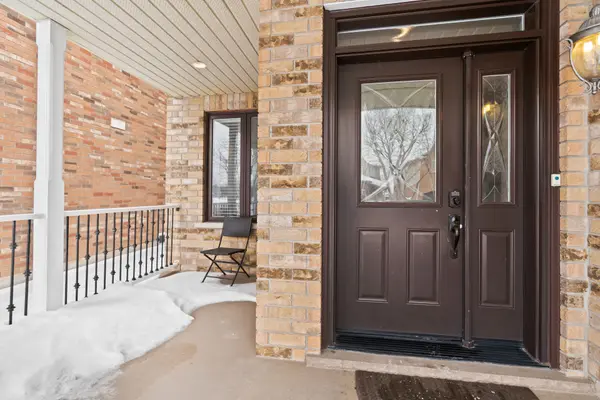 1321 Inglehart DR, Burlington, ON L7M 4Z3