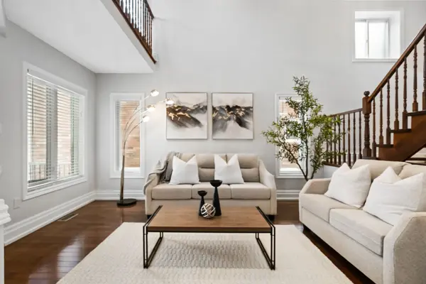 1321 Inglehart DR, Burlington, ON L7M 4Z3