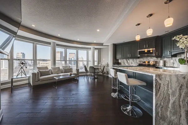 135 James ST S #1014, Hamilton, ON L8P 2Z6