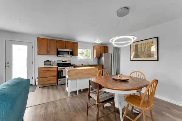 780 Wing RD, Loyalist, ON K0H 2H0