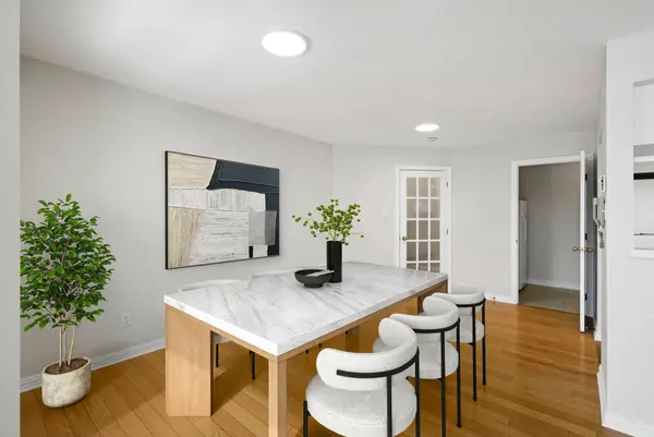 Cornwall, ON K6J 1A5,301 Water ST W #304