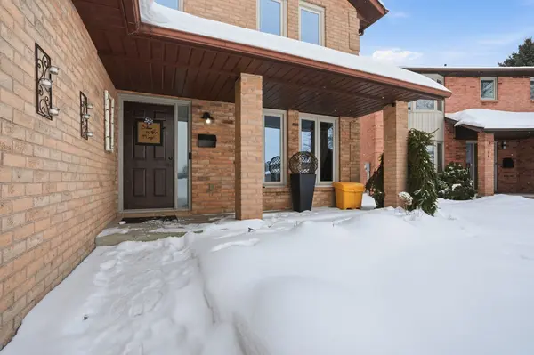 83 Briarsdale CRES, Welland, ON L3C 6S8