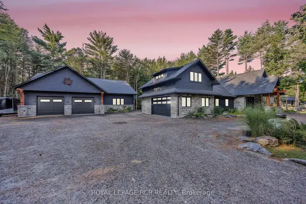 1031 Xavier ST,  Gravenhurst,  ON P0E 1G0