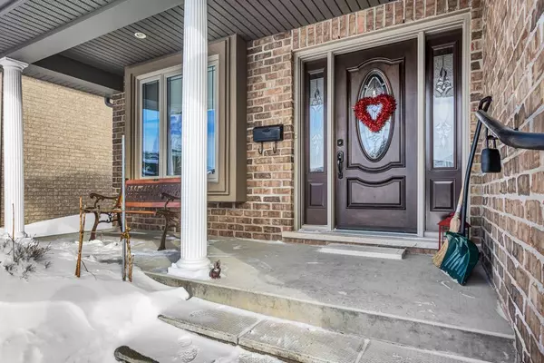 Aylmer, ON N5H 3J2,15 Holland AVE