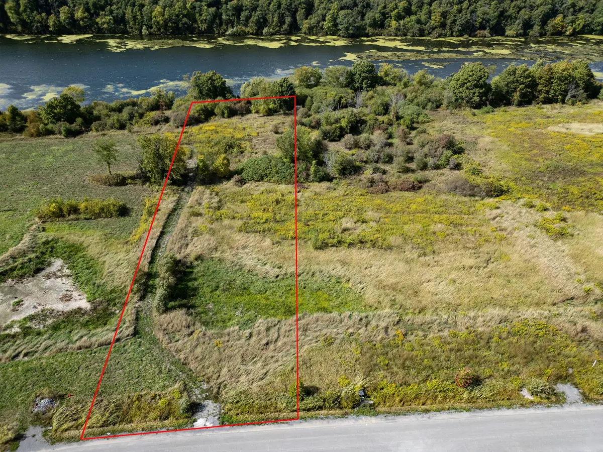 114 Hineman ST, Kingston, ON K7L 0G2