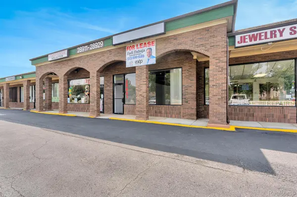 28921 7 Mile RD, Livonia, MI 48152