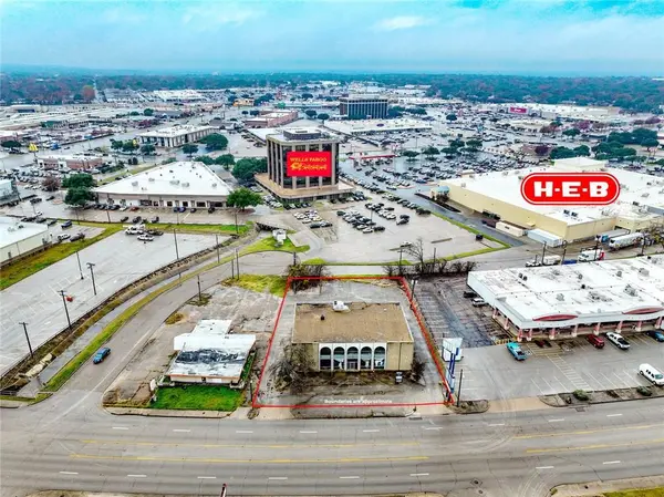 1210 Lake Air Drive, Waco, TX 76710