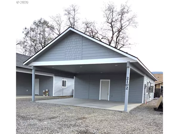 La Grande, OR 97850,2102 True LOOP