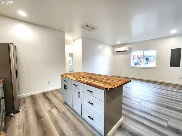 2102 True LOOP, La Grande, OR 97850