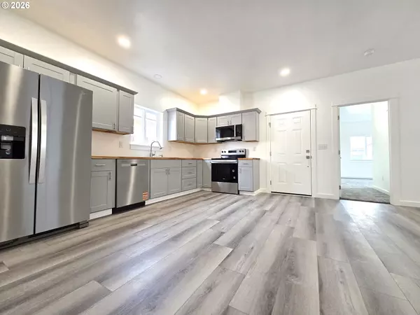 La Grande, OR 97850,2004 True LOOP