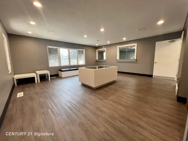 5605 N Colony DR, Saginaw Twp, MI 48638