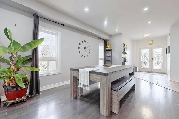 1418 Livesey DR, Oshawa, ON L1K 0G9