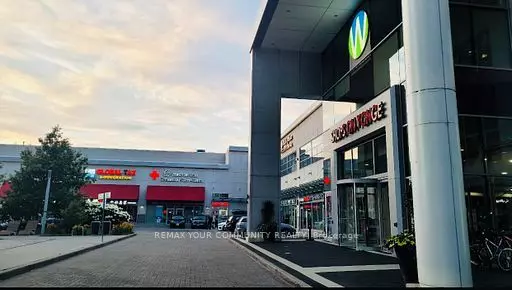 Markham, ON L3T 0C7,7181 Yonge ST #77