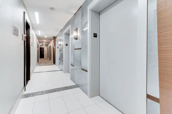 165 Legion RD N #2723, Toronto W06, ON M8Y 0B3