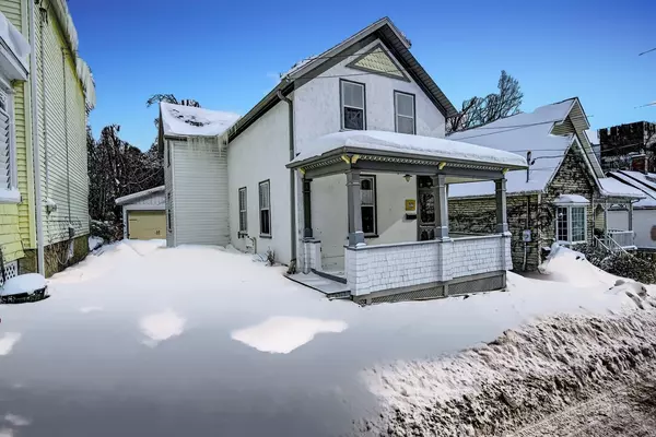 Brockville, ON K6V 2J6,37 Orchard ST