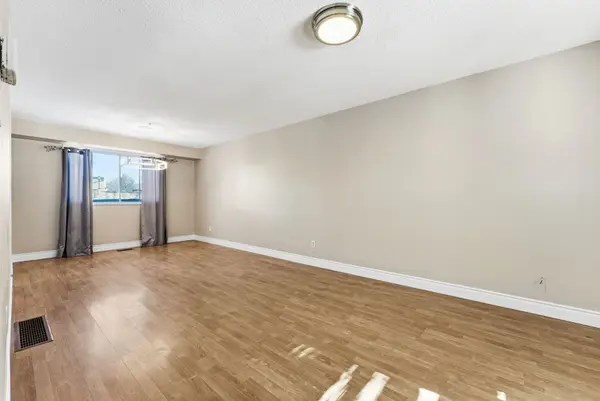 Belleville, ON K8P 5B3,27 Morris DR