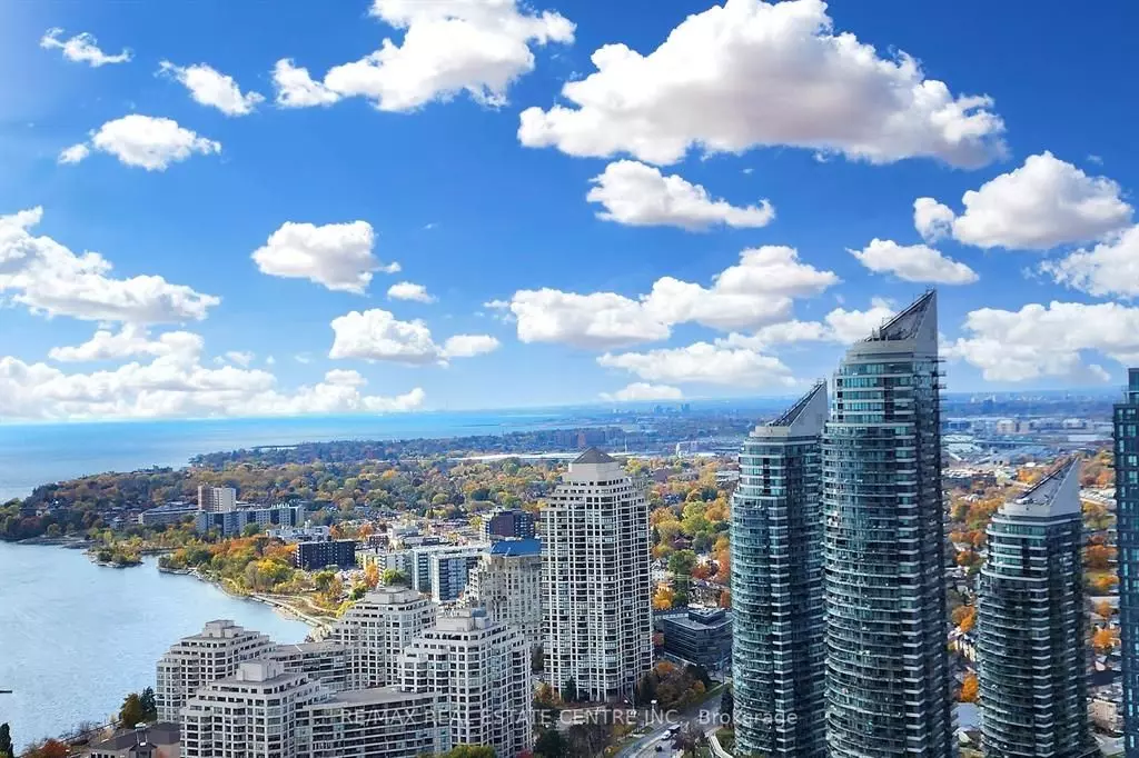 Toronto W06, ON M8V 0C7,20 Shore Breeze DR #3903