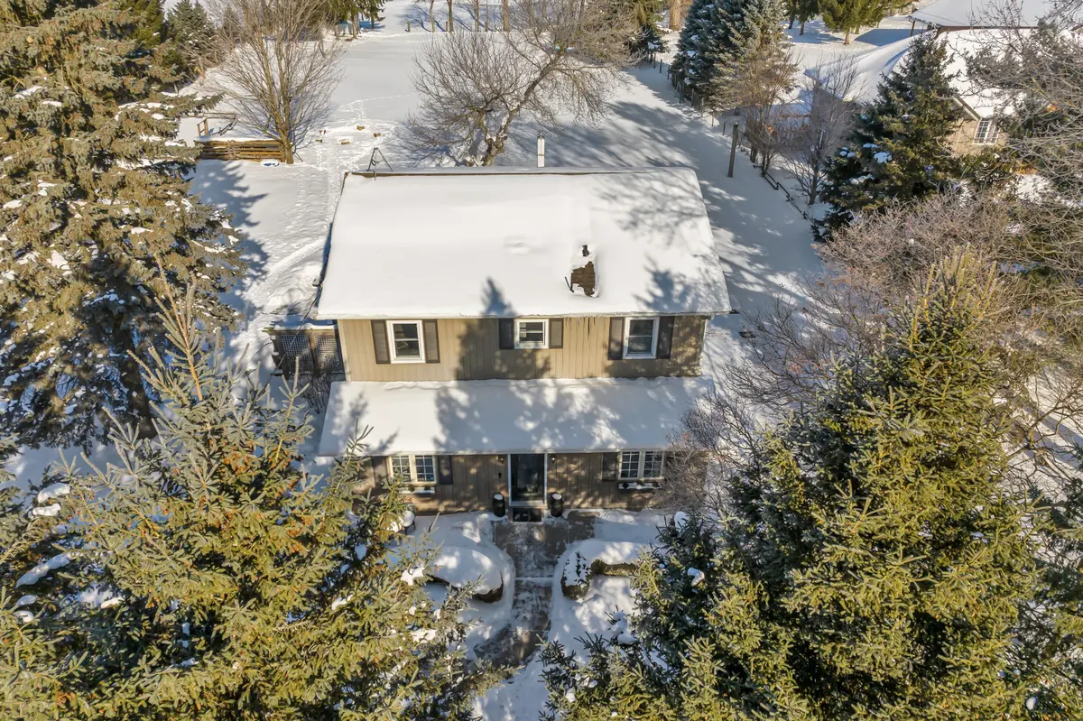 6566 Concession Rd 4 RD, Puslinch, ON N0B 2J0