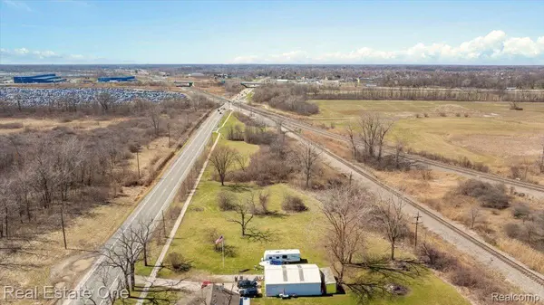 0 VAN HORN, Woodhaven, MI 48183