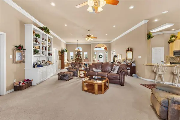 315 Briarwood Lane, Sulphur Springs, TX 75482