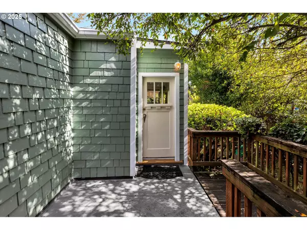 Portland, OR 97219,9224 SW 26TH AVE