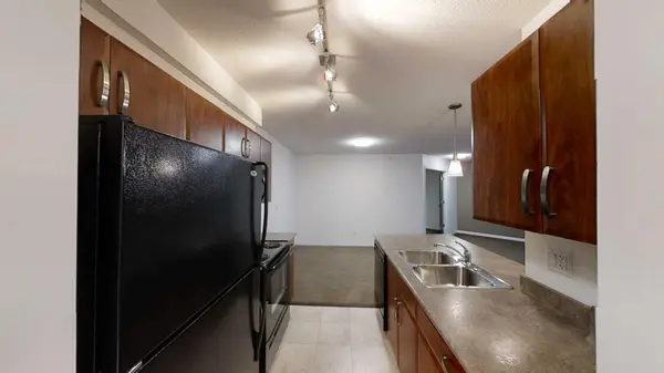 9124 96 AVE #418, Grande Prairie, AB T8X0A1