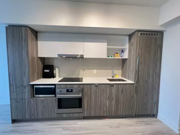 Toronto, ON M5E 0G1,55 Cooper ST #2106