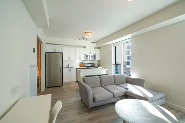 100 Bond ST E #801, Oshawa, ON L1G 0B7