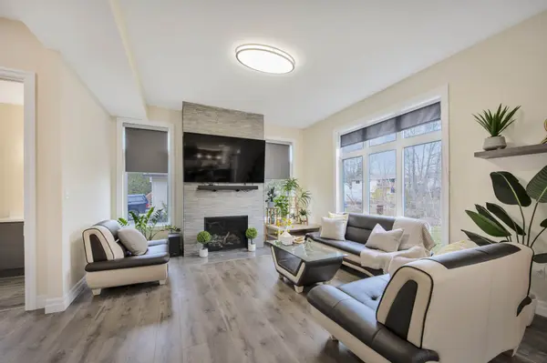 6 Dorothys DR, Oro-medonte, ON L0L 1T0