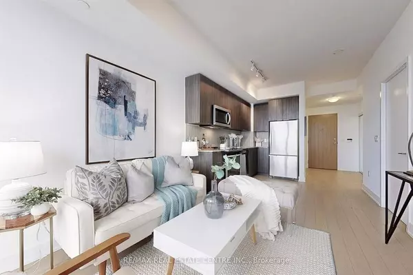 Toronto W06, ON M8V 0C7,20 Shore Breeze DR #3903