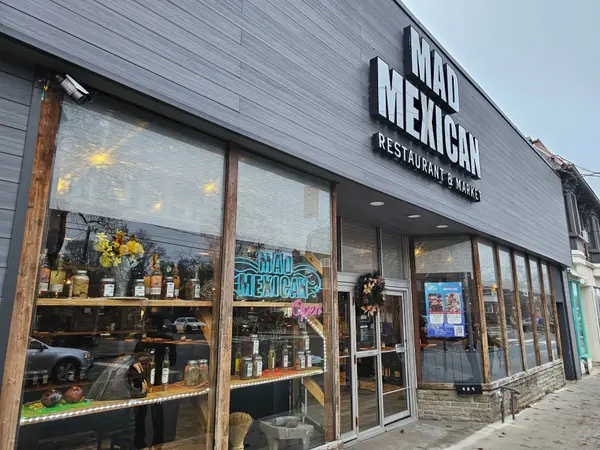 405 Jane ST, Toronto W02, ON M6S 3Z6