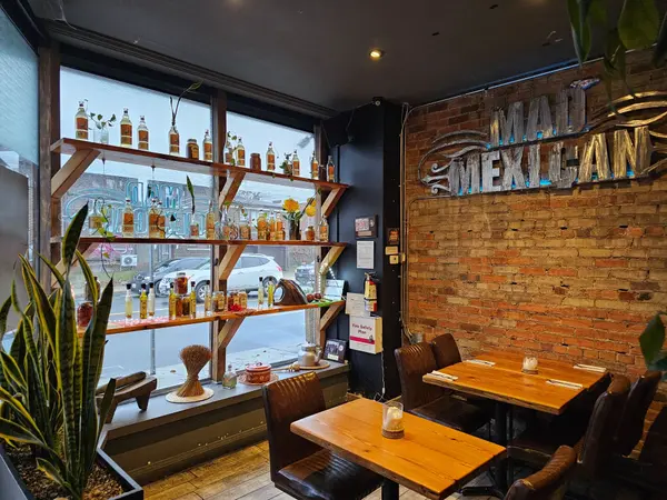 405 Jane ST, Toronto W02, ON M6S 3Z6